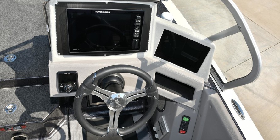 Everglades 230 cc w/ 250 verado