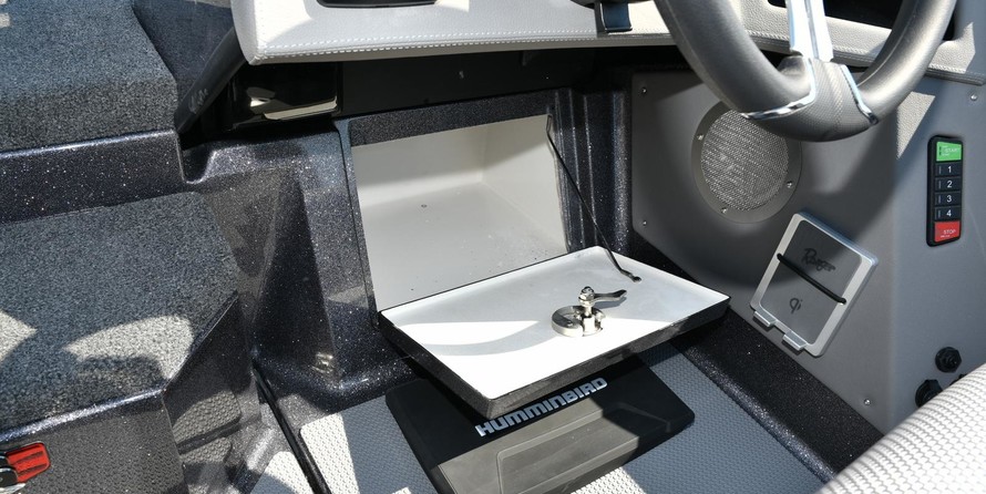 Everglades 230 cc w/ 250 verado