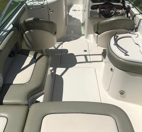 Sea Ray 270 SUNDECK