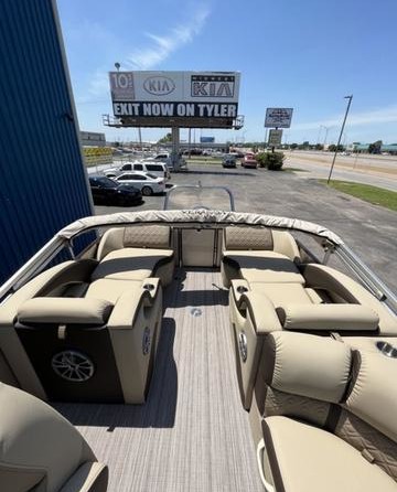 60 x 16 tri-toon passenger vessel