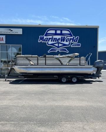 60 x 16 tri-toon passenger vessel