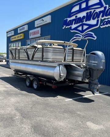 60 x 16 tri-toon passenger vessel