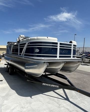 60 x 16 tri-toon passenger vessel