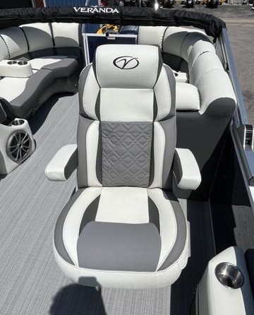 60 x 16 tri-toon passenger vessel