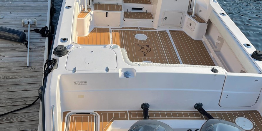 Grady-White Marlin 300