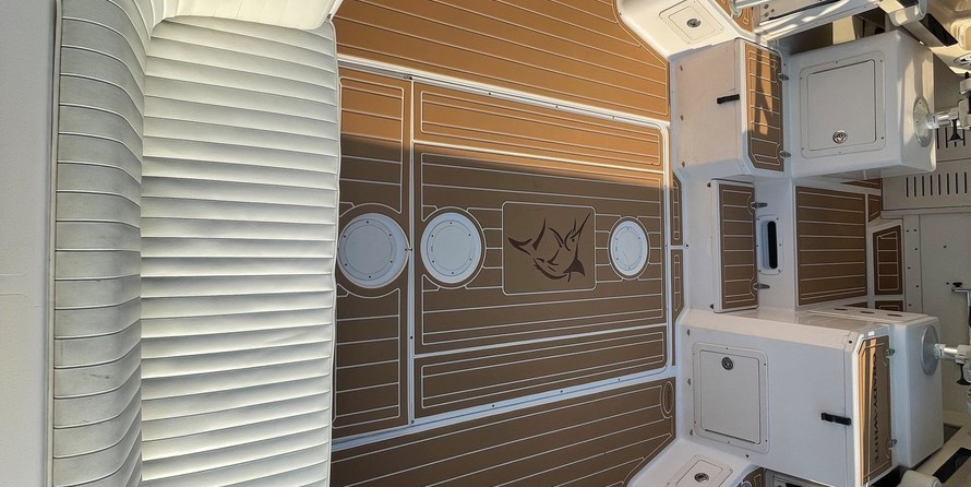 Grady-White Marlin 300