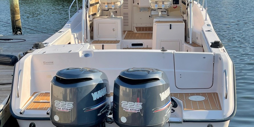 Grady-White Marlin 300