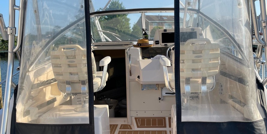 Grady-White Marlin 300