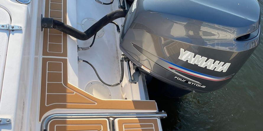 Grady-White Marlin 300