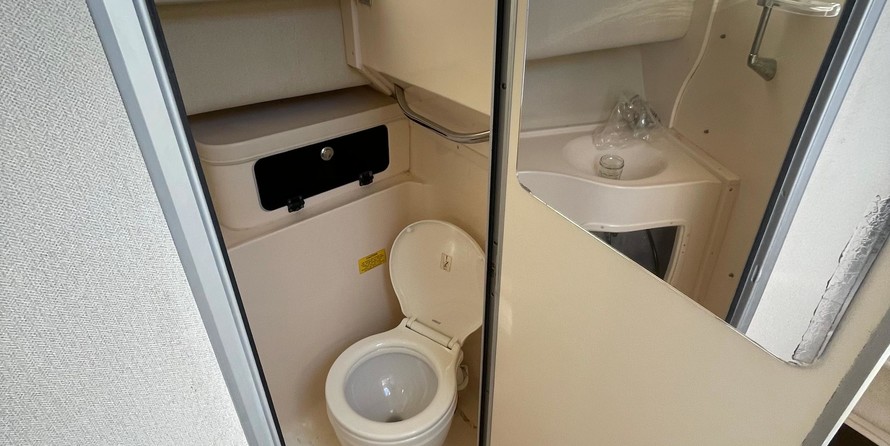 Grady-White Marlin 300