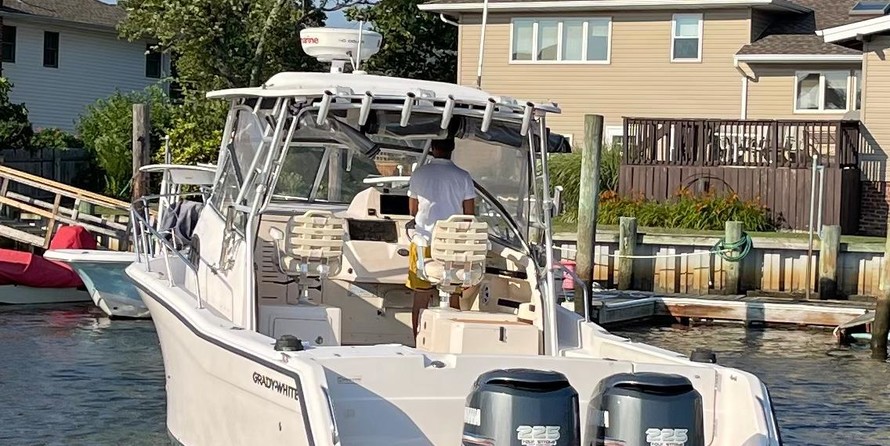 Grady-White Marlin 300