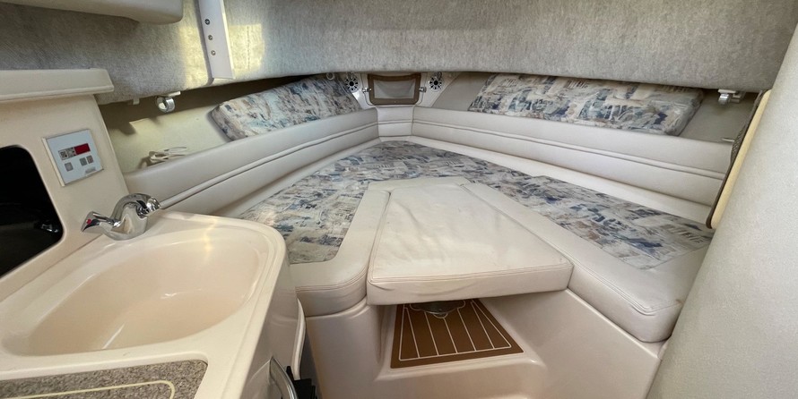 Grady-White Marlin 300