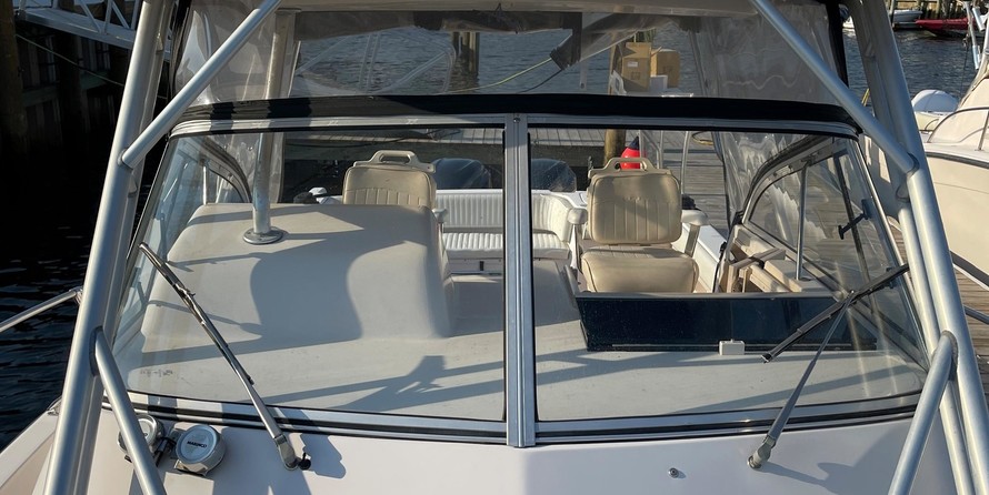 Grady-White Marlin 300