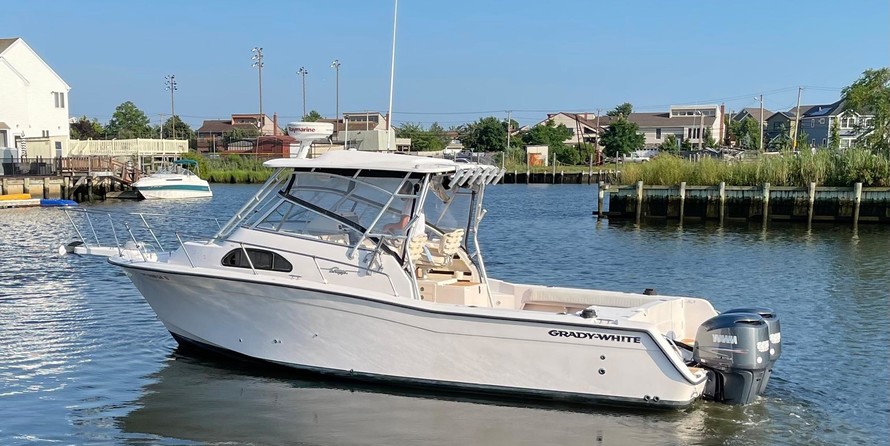 Grady-White Marlin 300