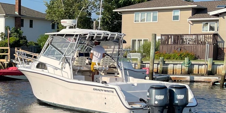 Grady-White Marlin 300