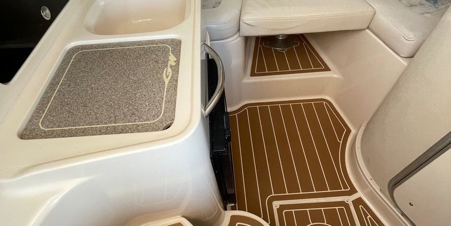 Grady-White Marlin 300