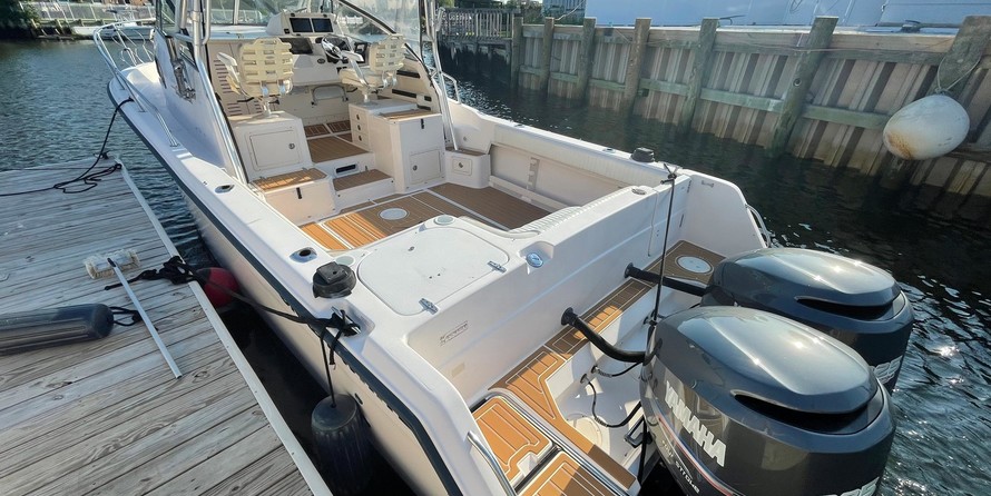 Grady-White Marlin 300