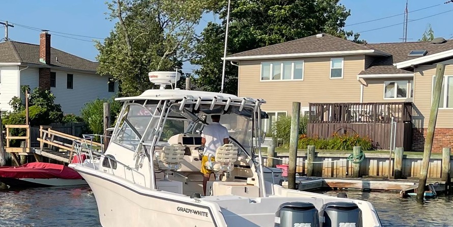 Grady-White Marlin 300