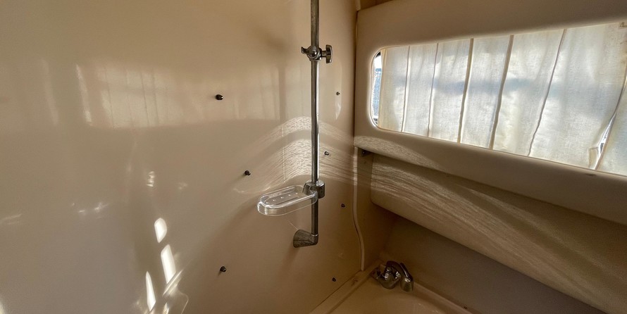 Grady-White Marlin 300