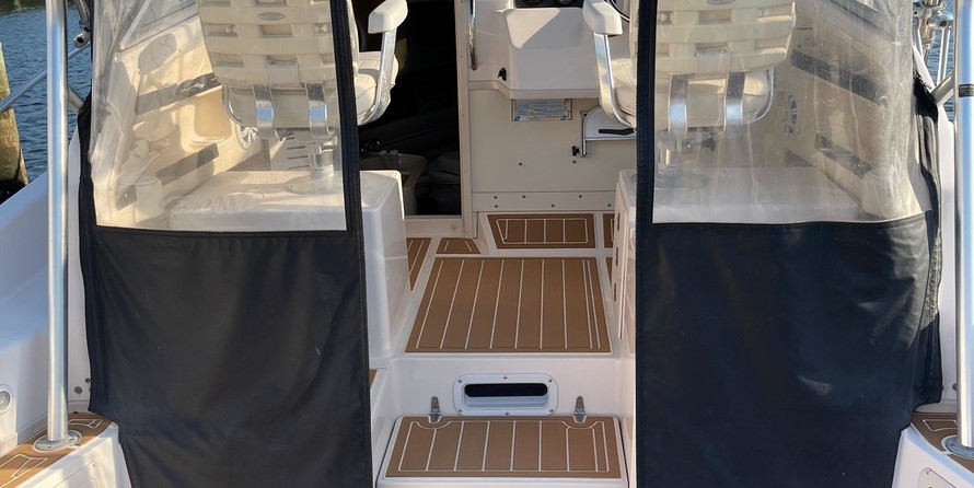 Grady-White Marlin 300