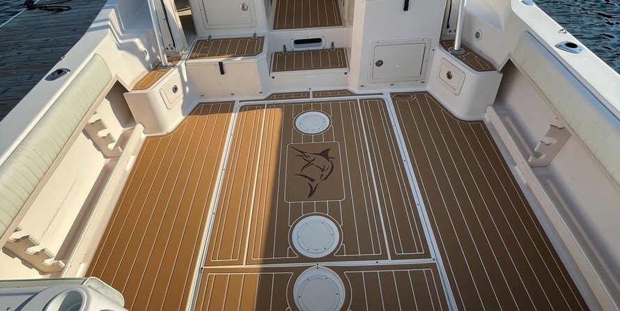 Grady-White Marlin 300