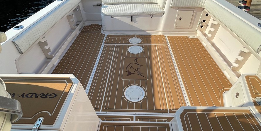 Grady-White Marlin 300