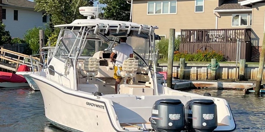 Grady-White Marlin 300