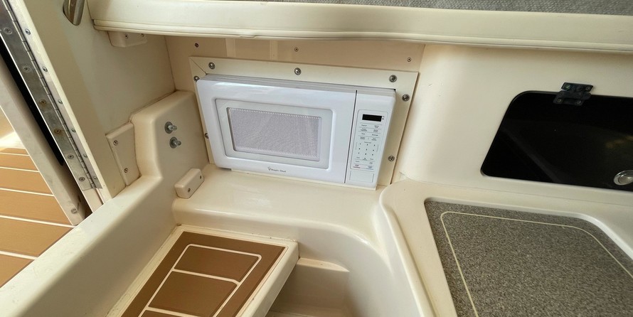 Grady-White Marlin 300