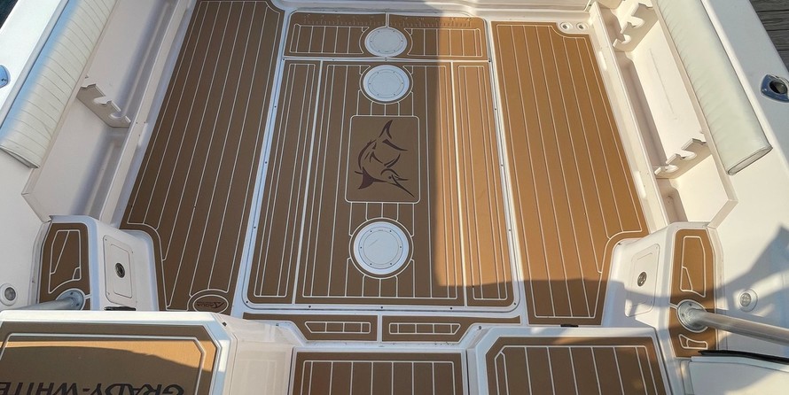 Grady-White Marlin 300