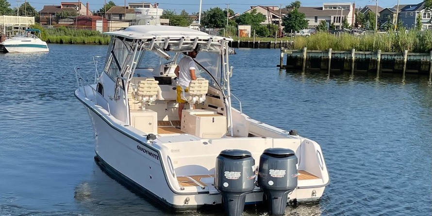 Grady-White Marlin 300