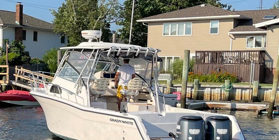 Grady-White Marlin 300