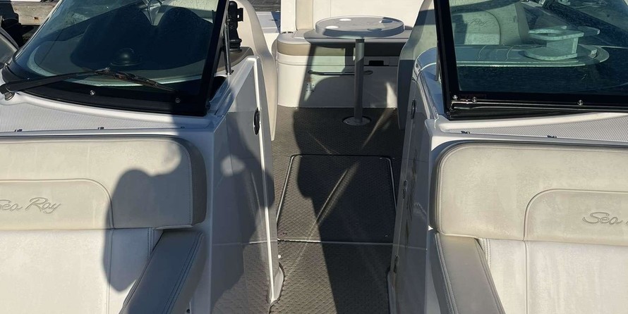 Sea Ray 260 Sundeck