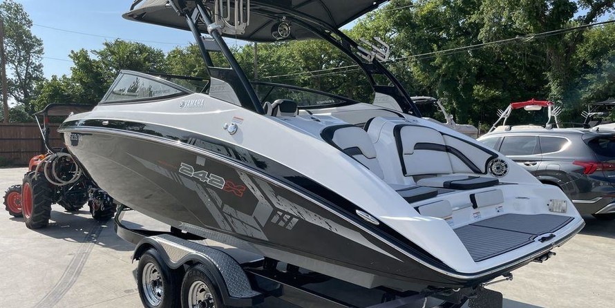 Yamaha 242X E-Series