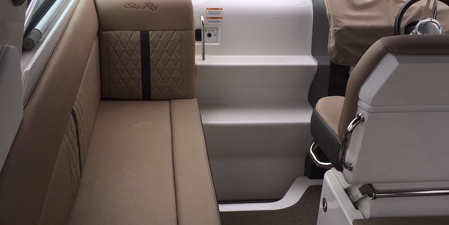 Sea Ray 260 Sundancer