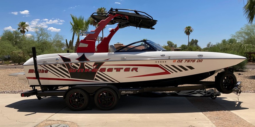 Malibu Wakesetter 22MXZ Soven Edition