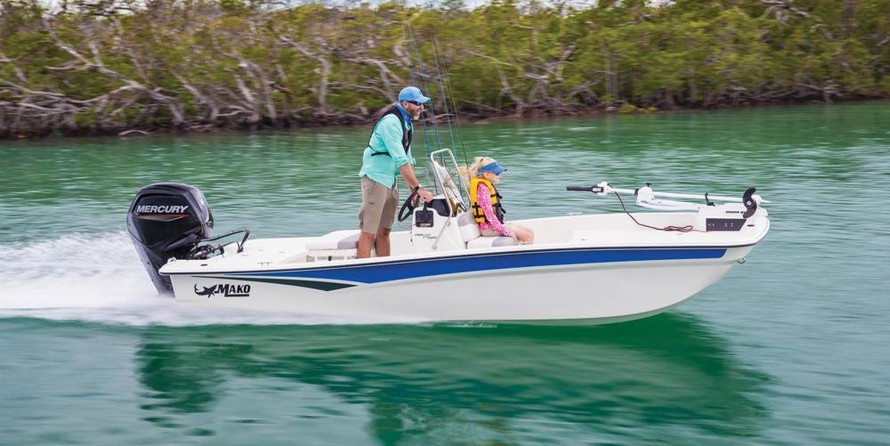 Mako Pro Skiff 17 CC