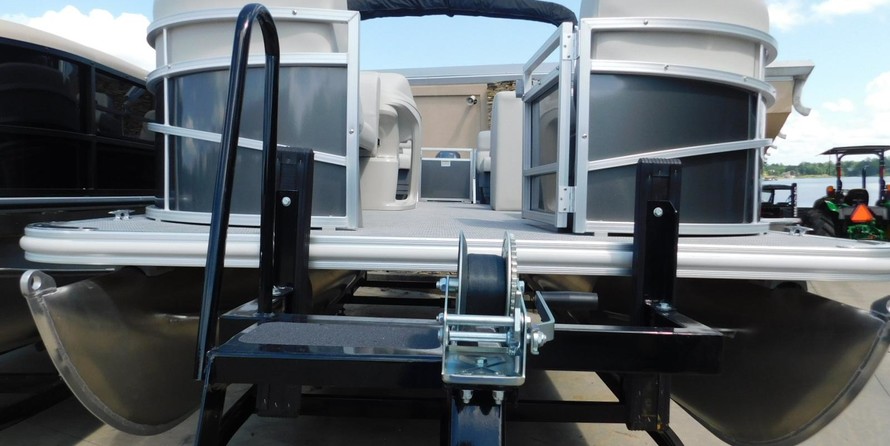 Sunchaser Boats Geneva Cruise 20 LR DH