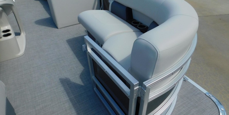 Sunchaser Boats Geneva Cruise 20 LR DH