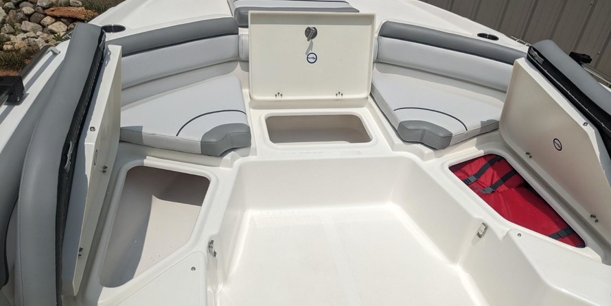 Nauticstar 211