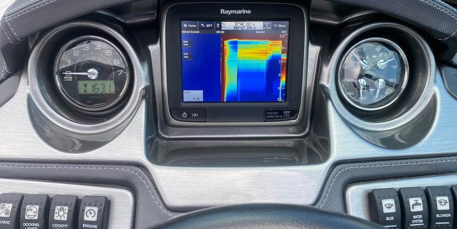 Monterey 218 Super Sport