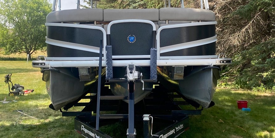 Premier Pontoons Boundary Waters 310 Sky Deck