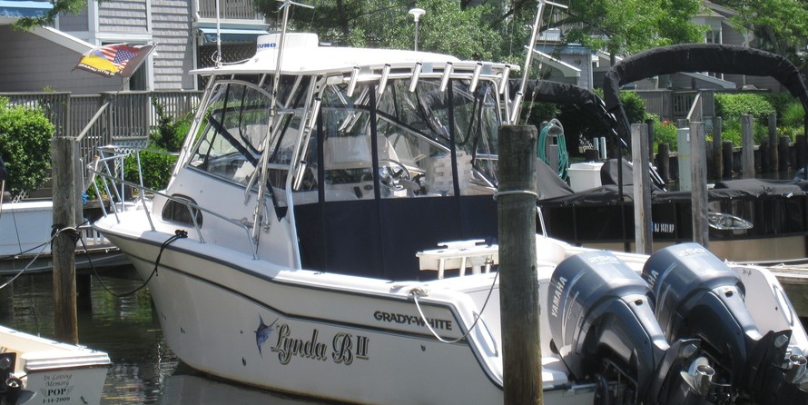 Grady-White Marlin 300