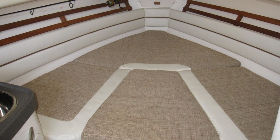 Grady-White Marlin 300