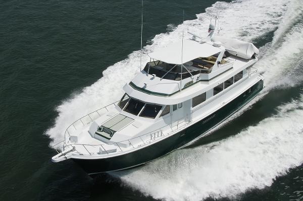 Hatteras 74 Sport Deck Motor Yacht