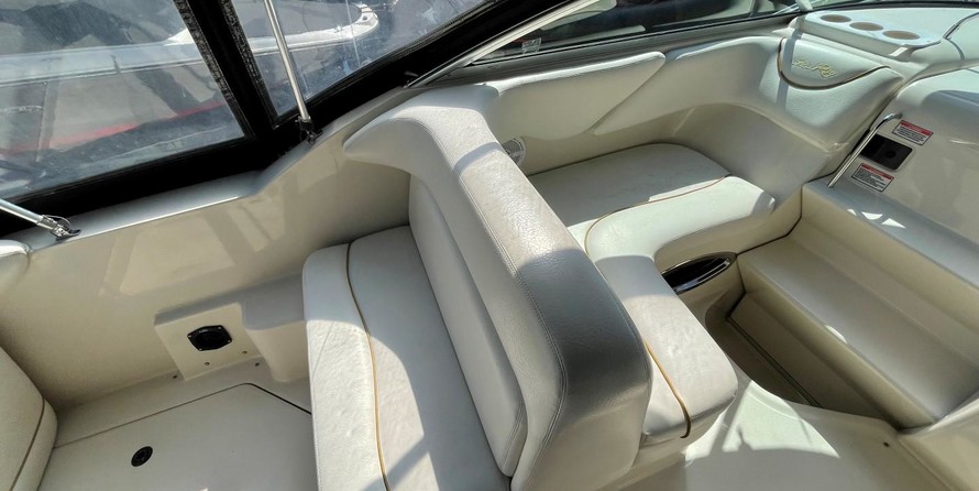 Sea Ray 240 Sundancer