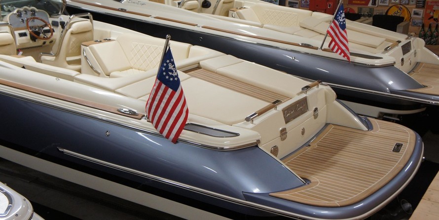 Chris-Craft Launch 27