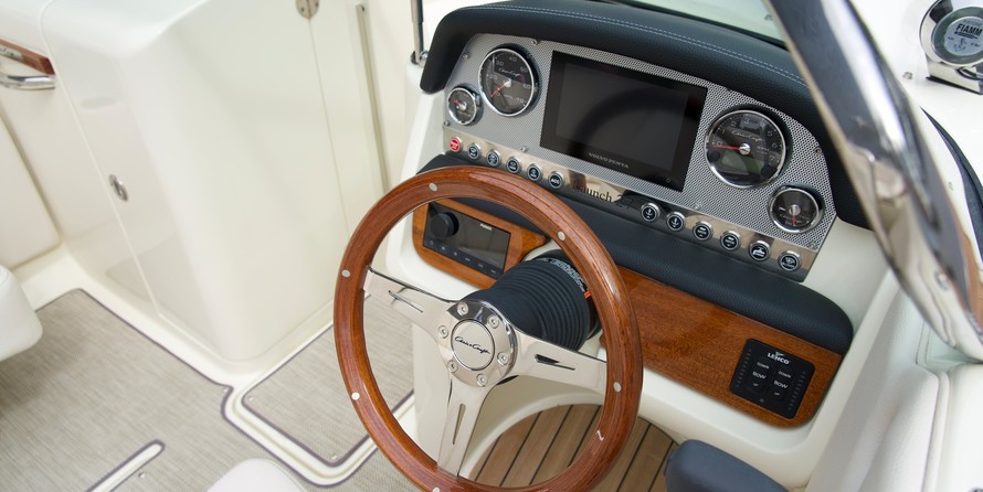 Chris-Craft Launch 27