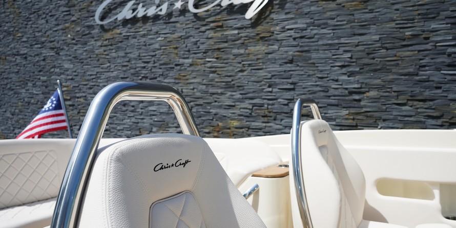 Chris-Craft Launch 27