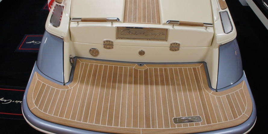 Chris-Craft Launch 27