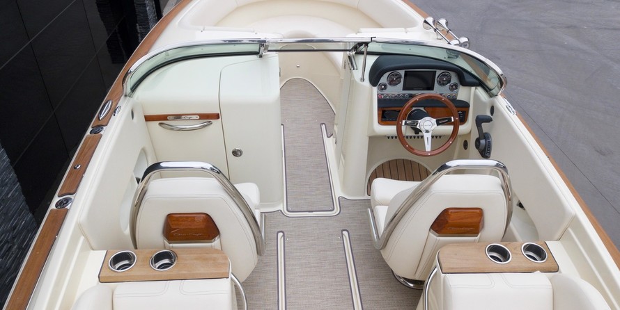 Chris-Craft Launch 27